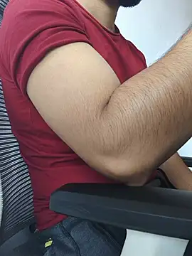 8inch hunk19 online show from July 10, 2026, 7:19 am