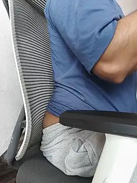 8inch hunk19 online show from August 3, 2026, 6:32 am