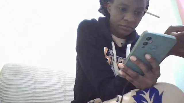 Savannah Leex online show from June 29, 2026, 4:41 am