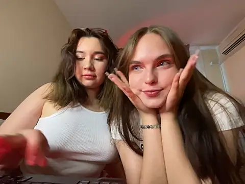 Snapshot of Viviaaan_n chatting on June 30, 2026, 11:10 am Viviaaan n online show from June 30, 2026, 11:10 am