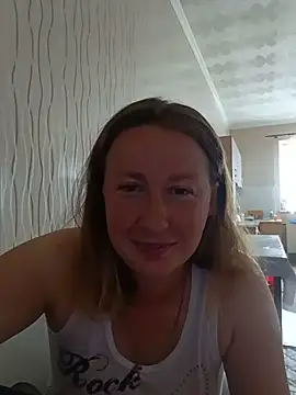 Snapshot of Karina2137 chatting on June 25, 2026, 10:09 am Karina2137 online show from June 25, 2026, 10:09 am