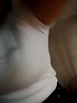 Moon squirtt online show from August 7, 2026, 3:12 am