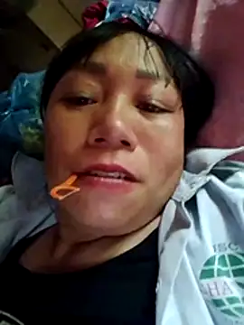 Moon squirtt online show from July 1, 2026, 4:57 am