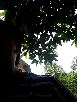 Moon squirtt online show from June 28, 2026, 6:41 am