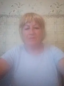 Snapshot of EmmaSwan555 chatting on July 11, 2026, 5:02 pm EmmaSwan555 online show from July 11, 2026, 5:02 pm