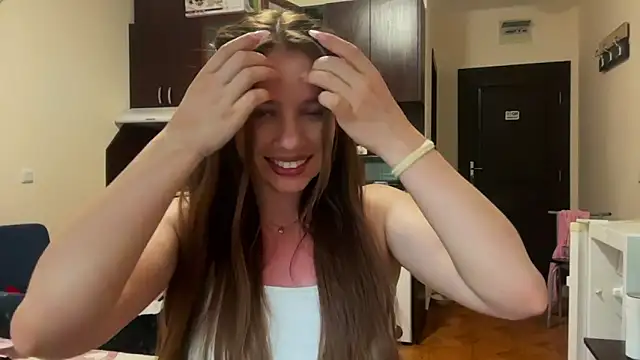 Snapshot of aneutta chatting on July 7, 2026, 4:54 pm aneutta online show from July 7, 2026, 4:54 pm