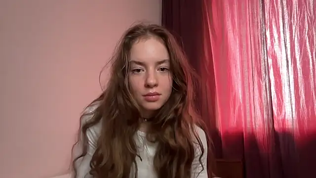 RoxyVivid online show from July 6, 2026, 9:38 am