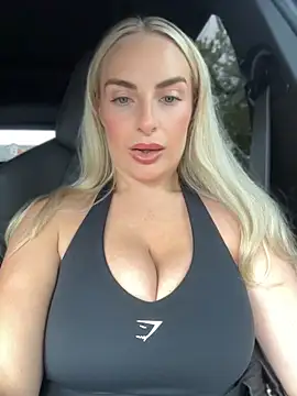 BIGTITBLONDEUK online show from July 3, 2026, 8:21 am