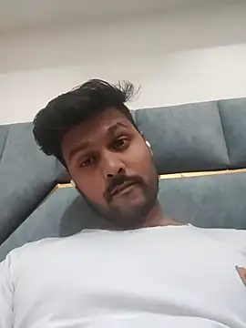 Snapshot of Yoursunnysuraj chatting on June 27, 2026, 9:04 am Yoursunnysuraj online show from June 27, 2026, 9:04 am
