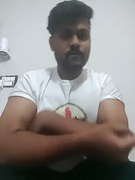 Snapshot of Yoursunnysuraj chatting on June 28, 2026, 4:02 pm Yoursunnysuraj online show from June 28, 2026, 4:02 pm