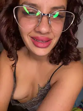 Snapshot of BiaaSexxy chatting on July 17, 2026, 6:38 pm BiaaSexxy online show from July 17, 2026, 6:38 pm