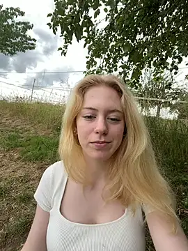 CarlottaRose online show from July 1, 2026, 12:38 pm