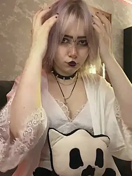 Snapshot of Sindy_Lou chatting on July 1, 2026, 12:16 pm Sindy Lou online show from July 1, 2026, 12:16 pm