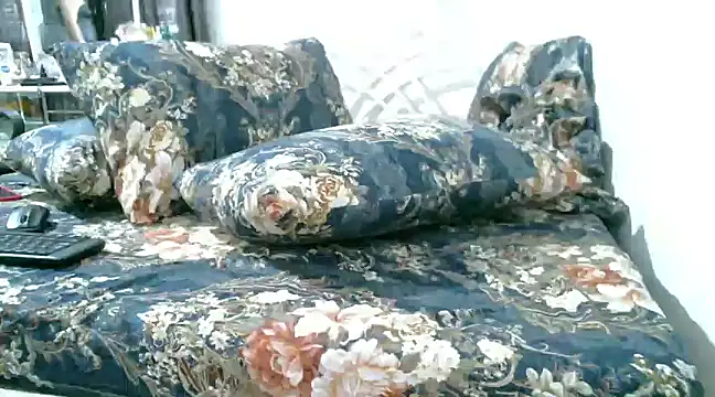 dominant mistress69 online show from February 12, 2025, 4:33 am