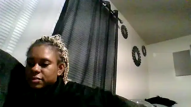 veraredd online show from July 28, 2026, 3:58 am