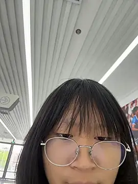 Snapshot of shieru_neko chatting on July 2, 2026, 6:52 am shieru neko online show from July 2, 2026, 6:52 am