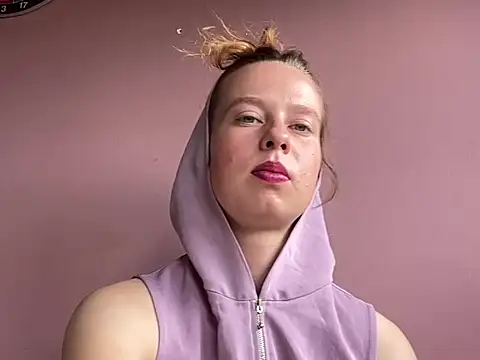 Snapshot of BettyFlirty chatting on July 9, 2026, 12:15 pm BettyFlirty online show from July 9, 2026, 12:15 pm