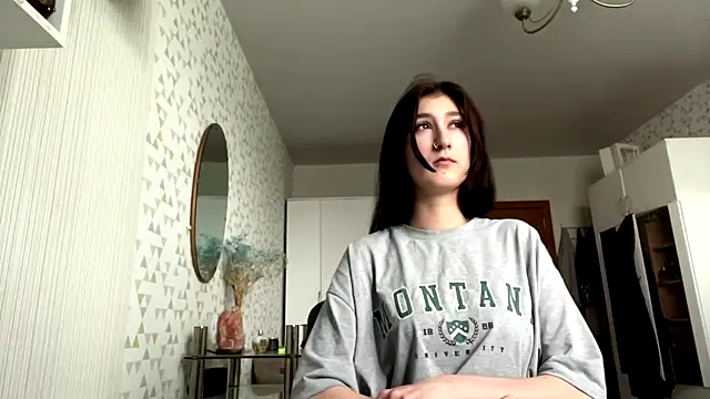 Snapshot of HildegardGallaty chatting on July 2, 2026, 2:23 pm HildegardGallaty online show from July 2, 2026, 2:23 pm