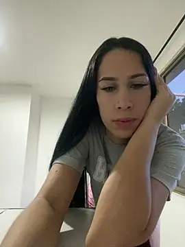 Snapshot of aurorarusso1 chatting on July 7, 2026, 11:30 pm aurorarusso1 online show from July 7, 2026, 11:30 pm