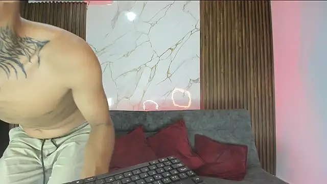 Snapshot of sweetxxteam chatting on July 3, 2026, 6:36 pm sweetxxteam online show from July 3, 2026, 6:36 pm