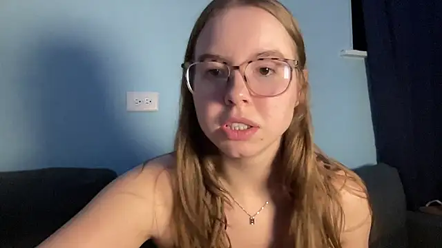notsydneysweeney online show from July 2, 2026, 3:23 am
