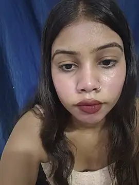 Snapshot of sweetie_girl80 chatting on July 8, 2026, 5:08 am sweetie girl80 online show from July 8, 2026, 5:08 am