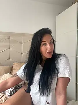 Lucy-White-69 online show from July 5, 2026, 8:10 am