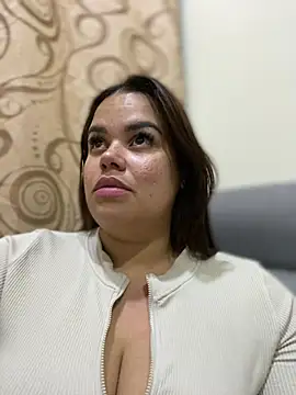 AliceStarshine online show from March 21, 2025, 2:50 am