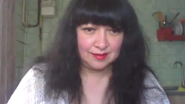 Snapshot of BeautyMilana13 chatting on July 9, 2026, 11:10 am BeautyMilana13 online show from July 9, 2026, 11:10 am