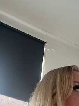 Snapshot of Lils_xoxo chatting on July 21, 2026, 7:31 am Lils xoxo online show from July 21, 2026, 7:31 am