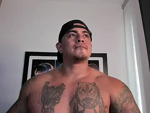 Snapshot of Maxcarrther chatting on July 10, 2026, 6:52 pm Maxcarrther online show from July 10, 2026, 6:52 pm