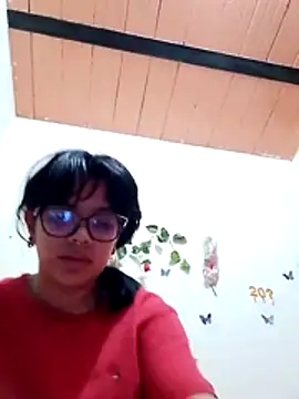 Snapshot of MacG21_ chatting on July 7, 2026, 2:09 pm MacG21 online show from July 7, 2026, 2:09 pm