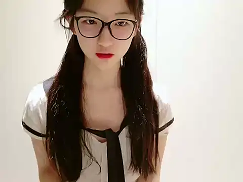 Snapshot of miumikkkki chatting on July 16, 2026, 2:58 pm miumikkkki online show from July 16, 2026, 2:58 pm
