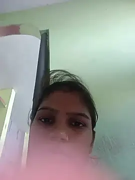 Snapshot of Madhuri_cute_kaur chatting on July 15, 2026, 9:16 am Madhuri cute kaur online show from July 15, 2026, 9:16 am