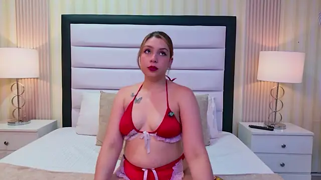 ChloeRoussee online show from July 28, 2026, 3:14 am