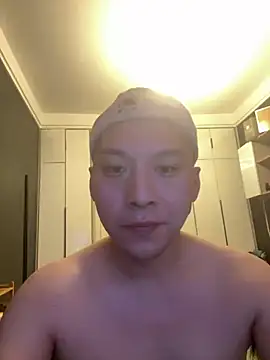 yichen008 online show from July 7, 2026, 1:52 am