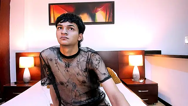 Snapshot of mik3_russe chatting on July 12, 2026, 1:23 pm mik3 russe online show from July 12, 2026, 1:23 pm