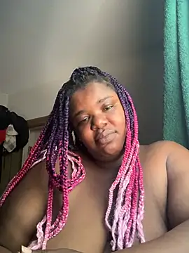 Snapshot of QueenTease420 chatting on July 10, 2026, 2:17 pm QueenTease420 online show from July 10, 2026, 2:17 pm