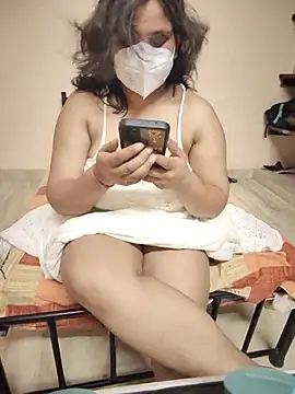Tasty Bunnyy online show from July 18, 2026, 5:43 pm
