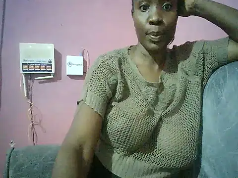 Snapshot of aliciacake5 chatting on July 15, 2026, 6:26 pm aliciacake5 online show from July 15, 2026, 6:26 pm
