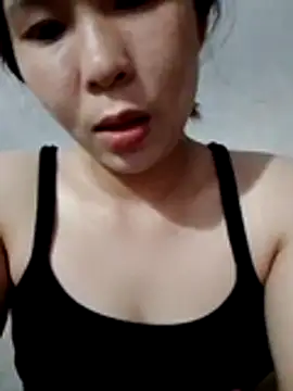 Snapshot of EiRa121 chatting on July 8, 2026, 3:13 pm EiRa121 online show from July 8, 2026, 3:13 pm