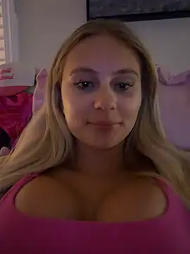 Snapshot of DaisyMonroexoxo chatting on July 12, 2026, 2:45 am DaisyMonroexoxo online show from July 12, 2026, 2:45 am