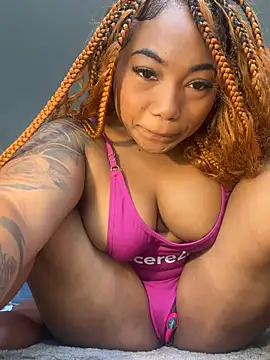 kkellysmith online show from July 13, 2026, 1:32 pm