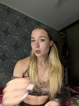 Snapshot of Stasi_lu chatting on July 15, 2026, 8:16 pm Stasi lu online show from July 15, 2026, 8:16 pm