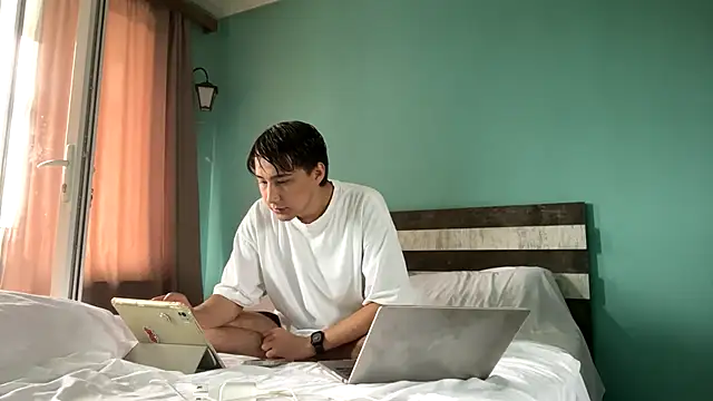 Snapshot of kleopatri_ chatting on July 21, 2026, 8:15 am kleopatri online show from July 21, 2026, 8:15 am