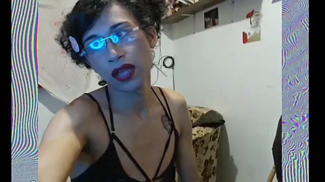 Cassandra Nieves69 online show from July 17, 2026, 5:37 am