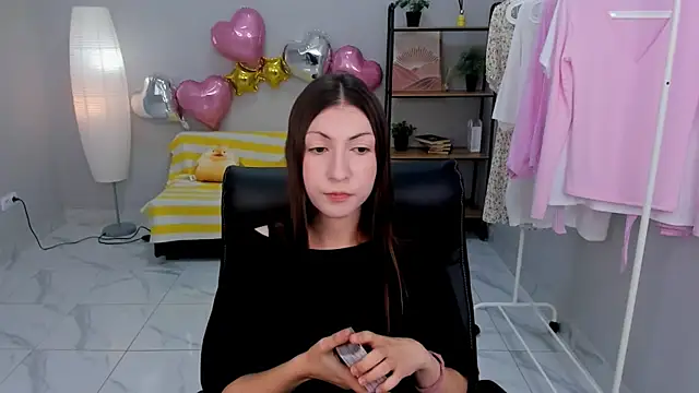 Snapshot of Diana_Thompson chatting on July 25, 2026, 1:17 pm Diana Thompson online show from July 25, 2026, 1:17 pm