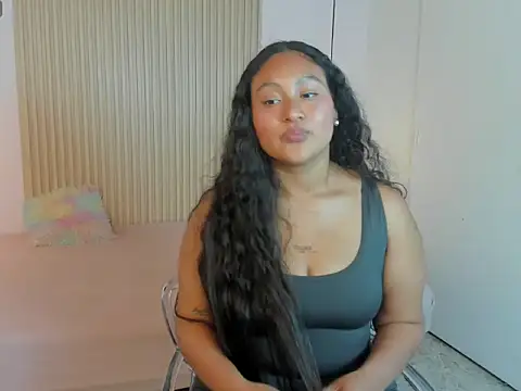 Snapshot of SerenaFordd chatting on July 14, 2026, 8:48 pm SerenaFordd online show from July 14, 2026, 8:48 pm