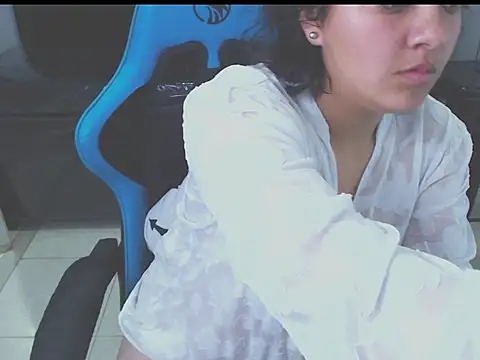 Snapshot of amalia_a chatting on July 23, 2026, 6:26 pm amalia a online show from July 23, 2026, 6:26 pm