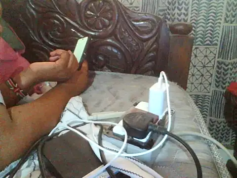 Snapshot of queenzulfa chatting on August 8, 2026, 8:54 am queenzulfa online show from August 8, 2026, 8:54 am